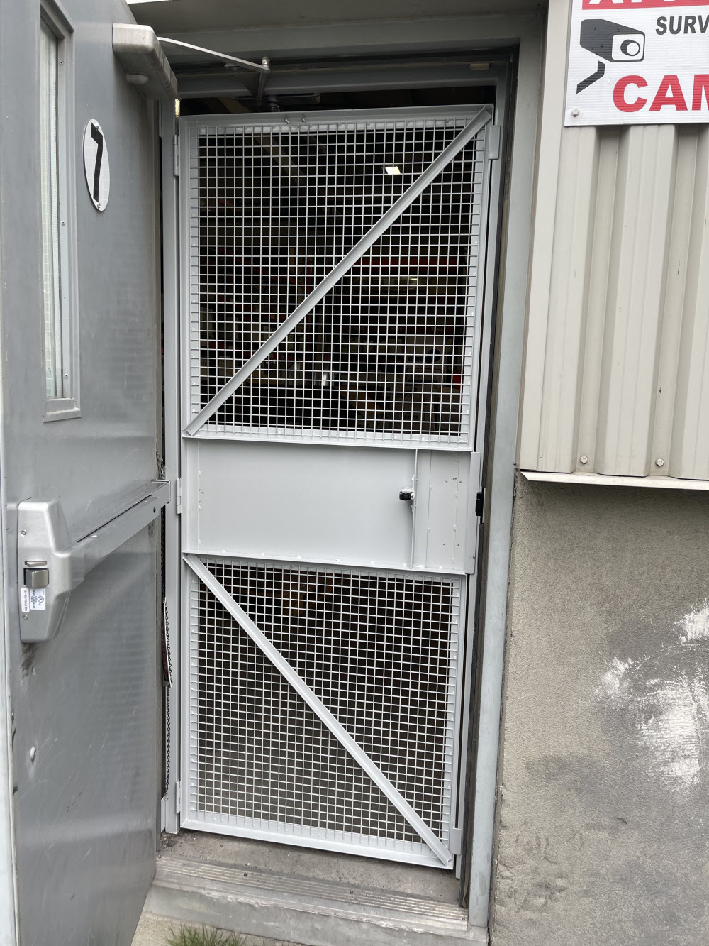 portes ventilées sur mesure industrielle